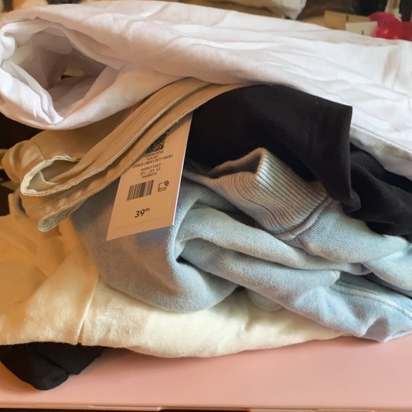 LOT OF BRAND NEW DYNAMITE CLOTHES - Picture 2 of 13